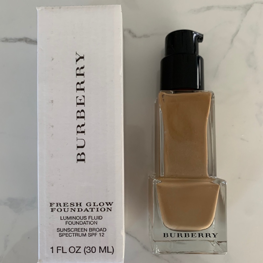 🛑STOP🛑 Burberry Fresh Glow - Picture 2 of 7